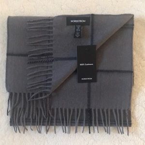 NWT | Nordstrom | 100% Cashmere Fringe Scarf
